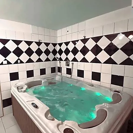 Hotel Sadek