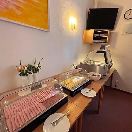 Sadek Hotel